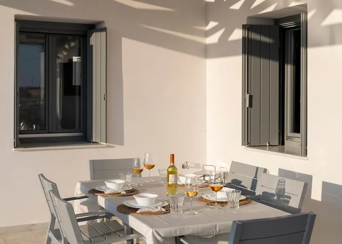 Blue Diamonds Paros Villa