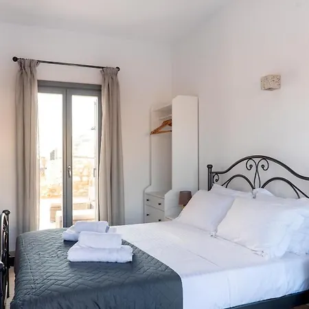 Blue Diamonds Paros Villa *