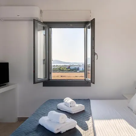 Blue Diamonds Paros Pounda