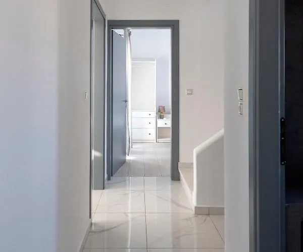 Blue Diamonds Paros *